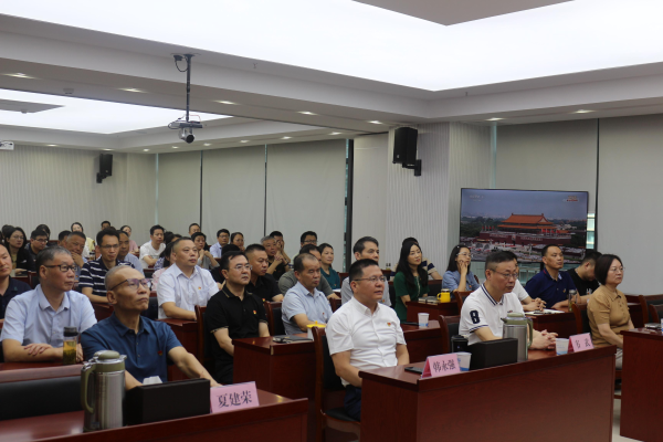 DB电子：组织开展“观阅兵盛典，铸强国信念”主题党日活动